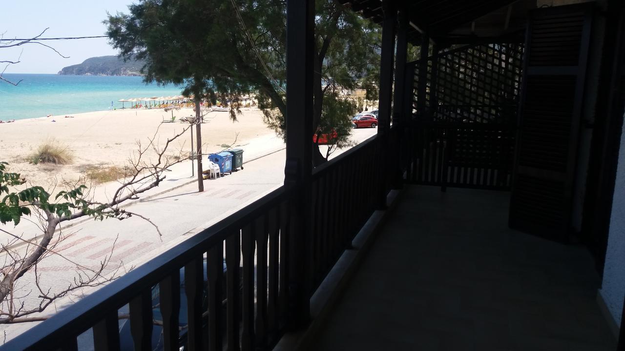 House Kosmas On The Beach Sarti Dış mekan fotoğraf