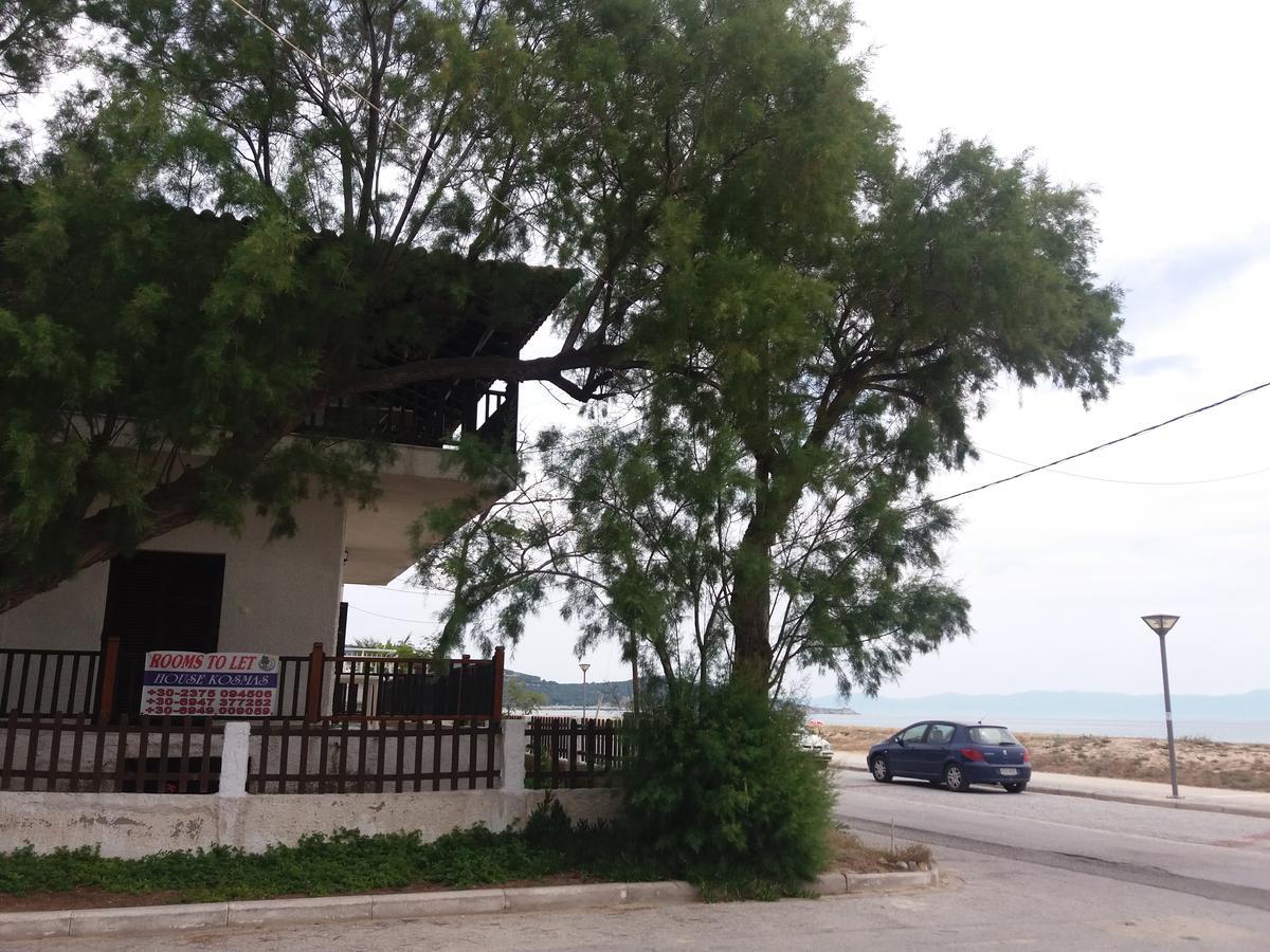 House Kosmas On The Beach Sarti Dış mekan fotoğraf